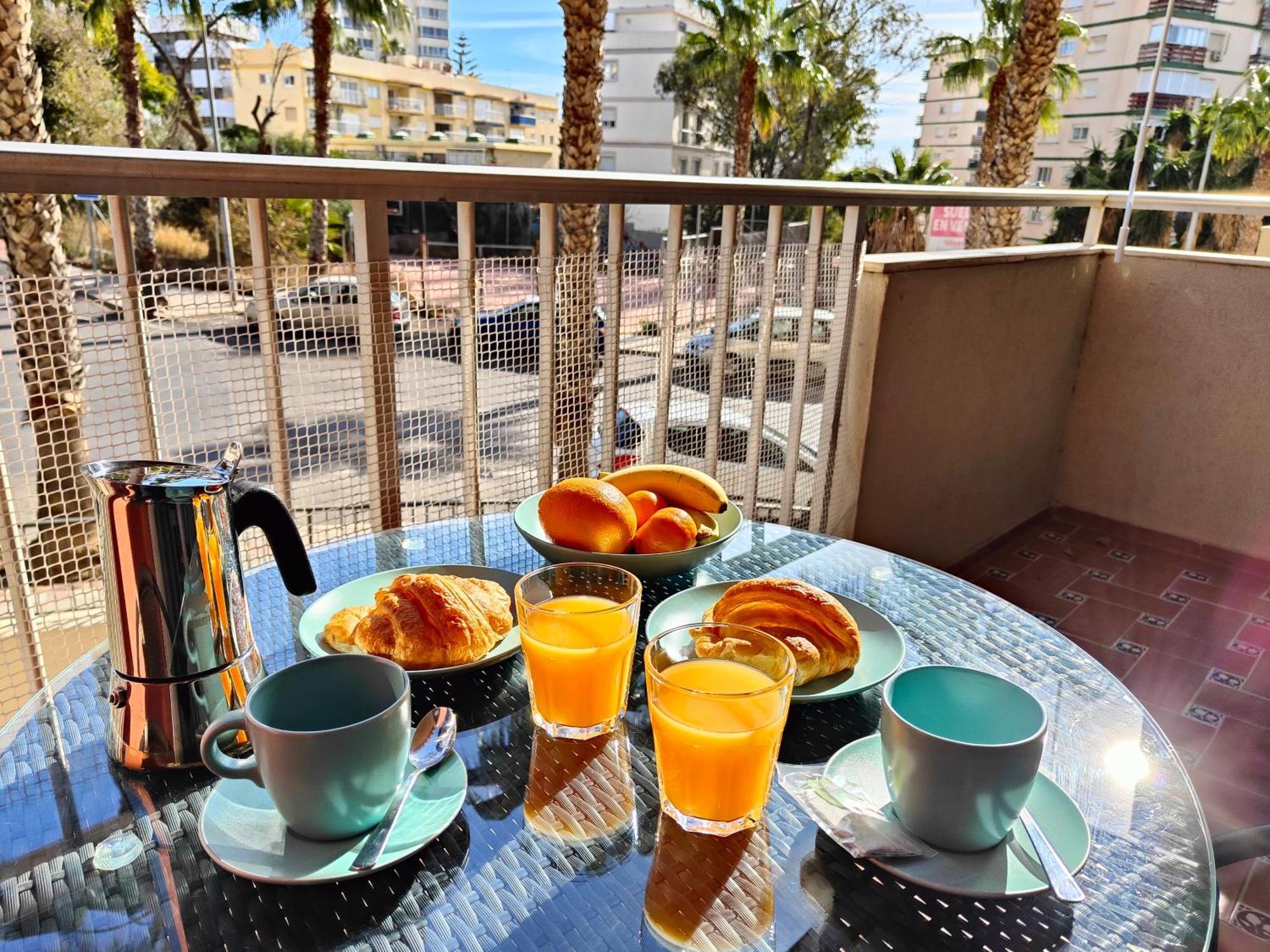 Apartamento Entero, Enormes Piscinas, Terraza Y Playa Benalmádena Zewnętrze zdjęcie